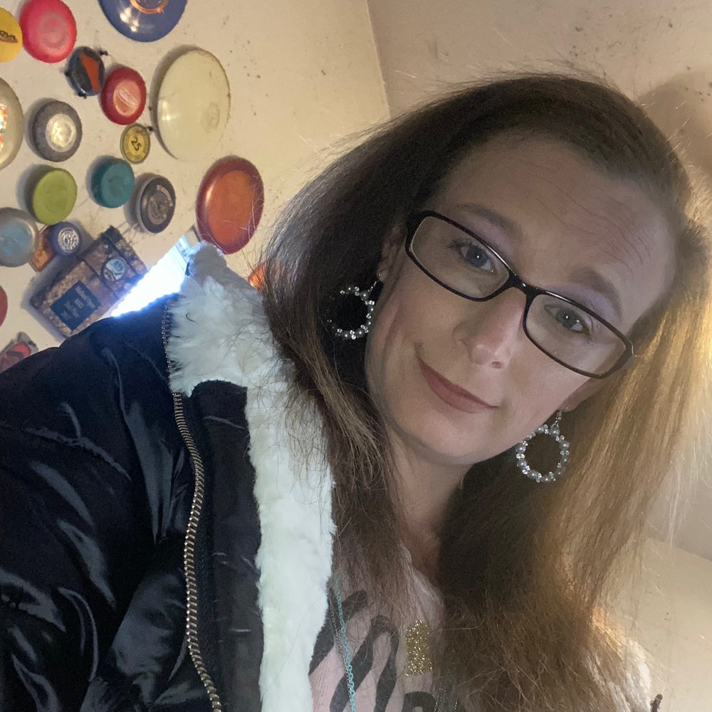 Meet your Posher, Rebecca